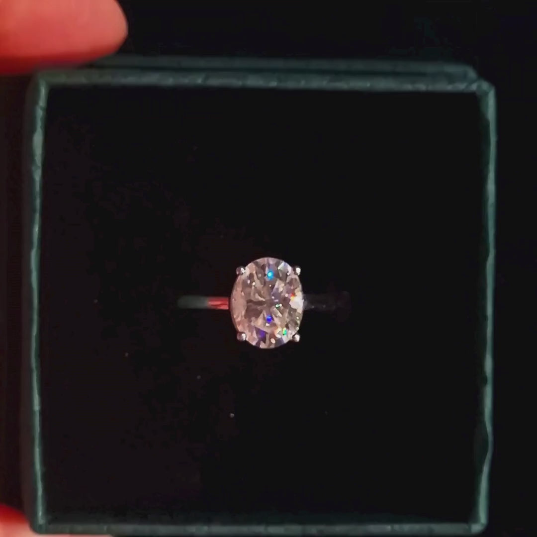 Bague ovale : DESTINÉE